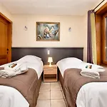 Durbuy Forest Villa With Pool Villa