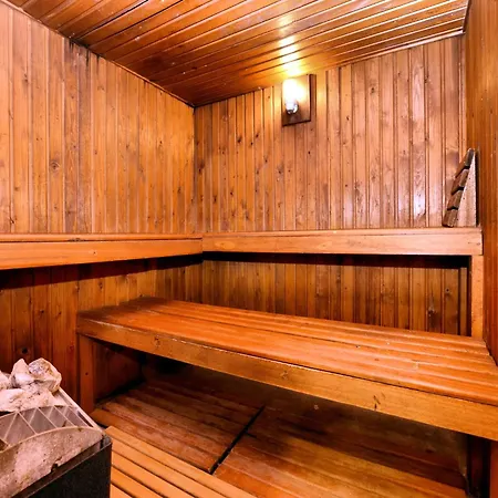 Durbuy Forest With Pool 그랜드핸